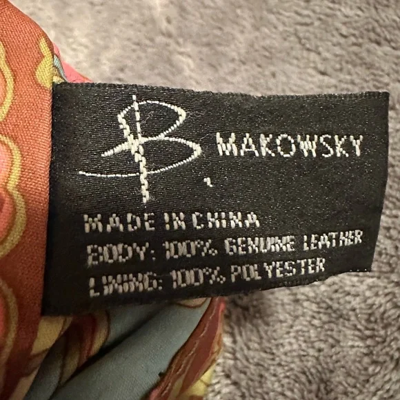 b. makowsky leather Brown Crossbody Bag with Tassel Accent perfect condition - Picture 7 of 7